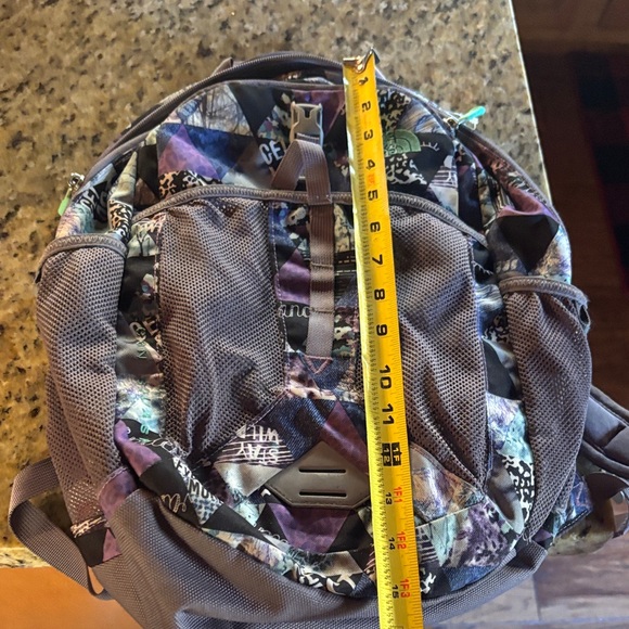 The North Face Purple and Black Geometric Backpack - Picture 13 of 14